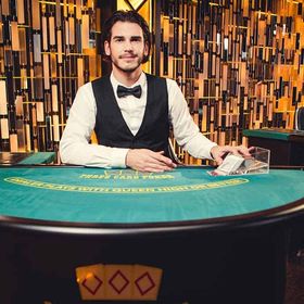 Triple Card Poker Spinsy